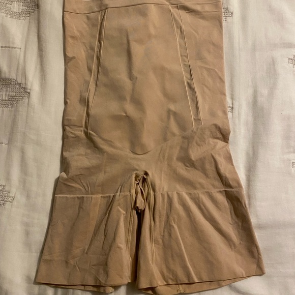 Tummy control Spanx - Picture 3 of 3